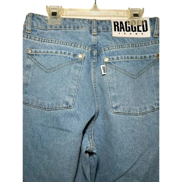 THE RAGGED PRIEST  Mom Jeans In Light - Picture 6 of 8